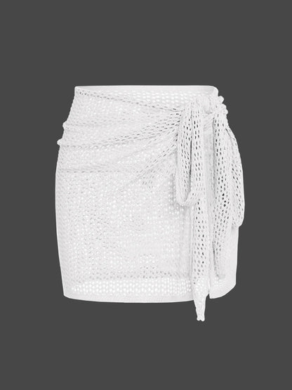 Falda corta con nudo lateral estilo playero chic y moderno