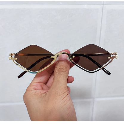 Gafas de sol cat eye con montura dorada