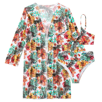 Bikini floral de 3 piezas con braga alta y kimono