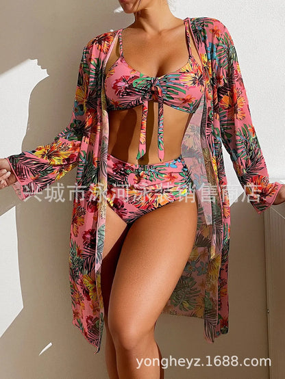 Bikini floral de 3 piezas con braga alta y kimono