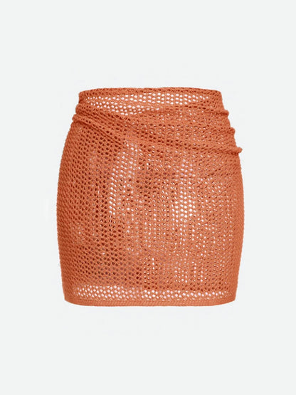 Falda corta con nudo lateral estilo playero chic y moderno