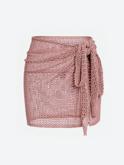 Falda corta con nudo lateral estilo playero chic y moderno