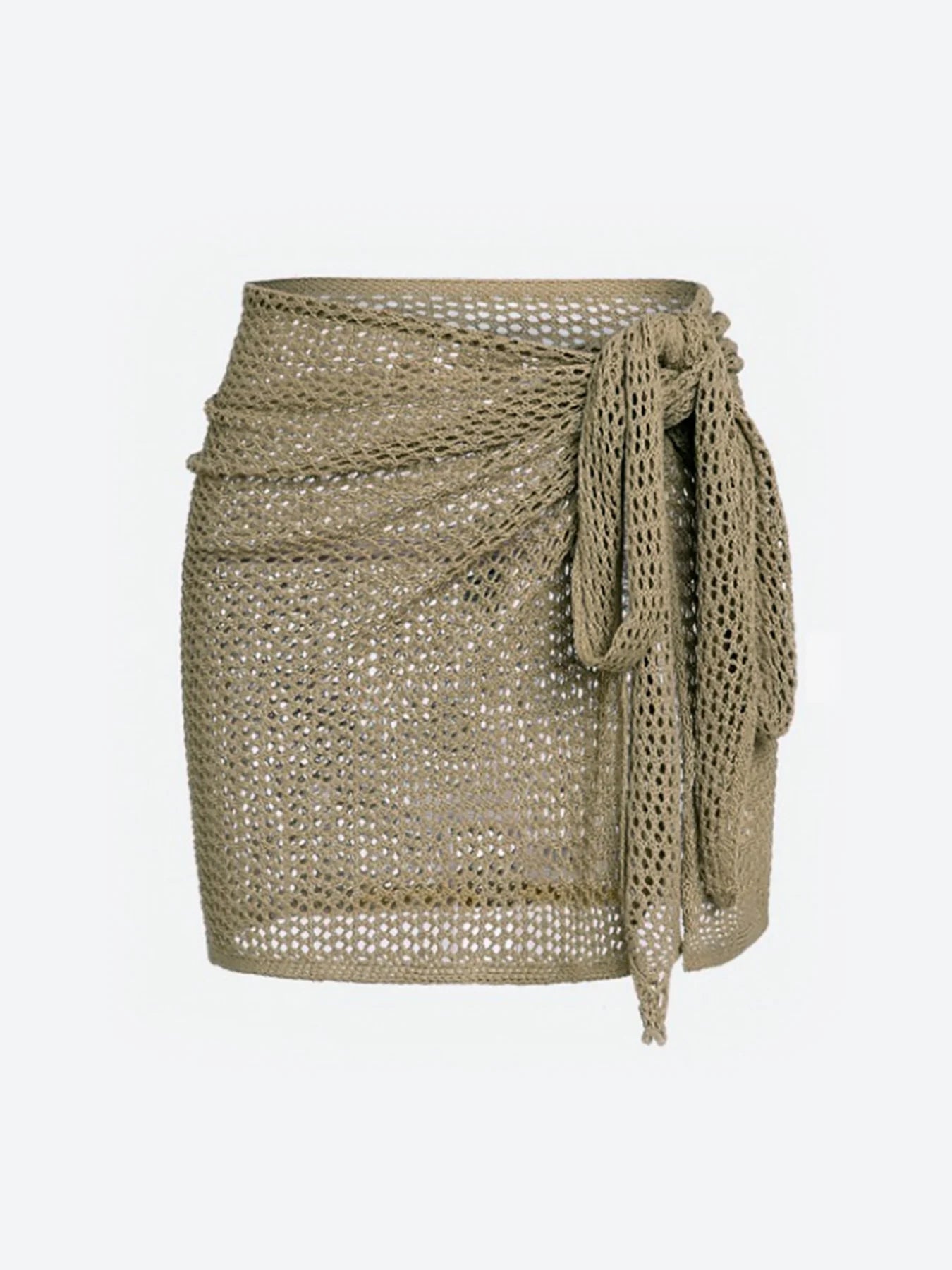 Falda corta con nudo lateral estilo playero chic y moderno