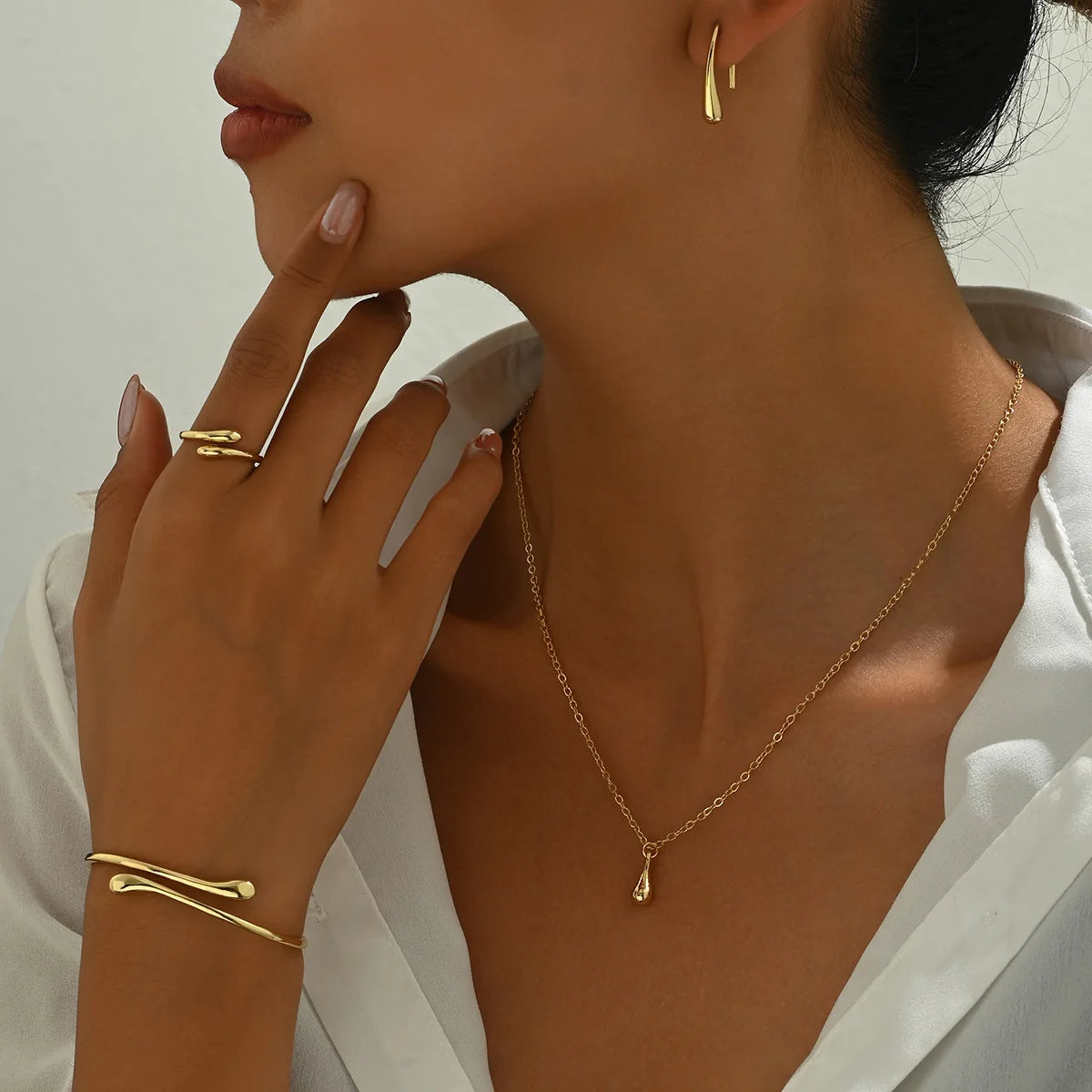 Set de joyas 4 piezas con diseño de gota