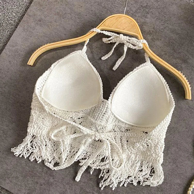 Top crochet con flecos estilo boho ajustable al cuello y espalda